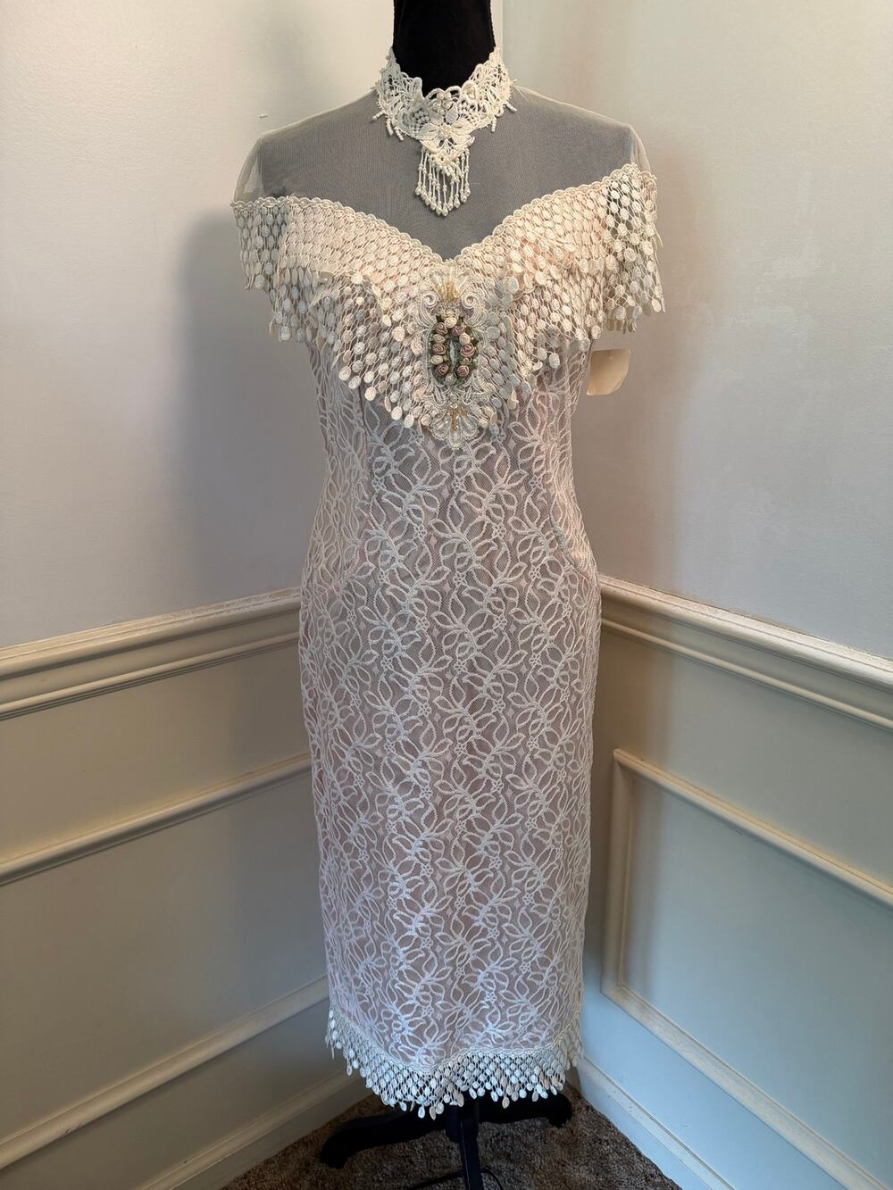 NWT Vintage 1980s Harmony Lace High Collared Neck Mesh Beaded Midi Dress Pink
